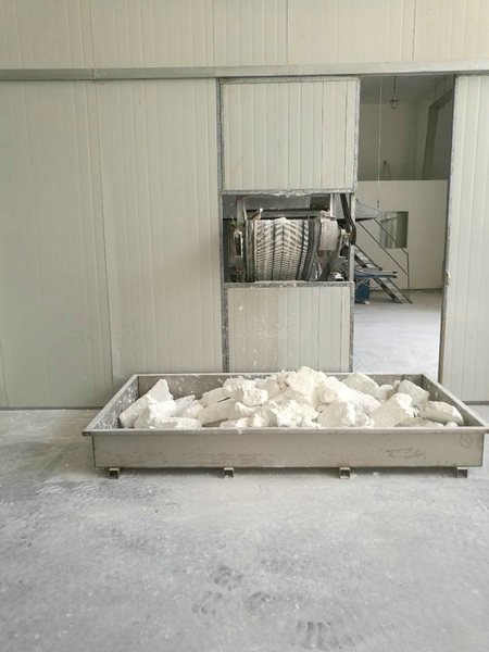 饲料级乳酸钙混合配比工艺，与多维载体混合不结块技巧